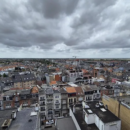Penthouse Met Groot Terras & Frontaal Zeezicht *