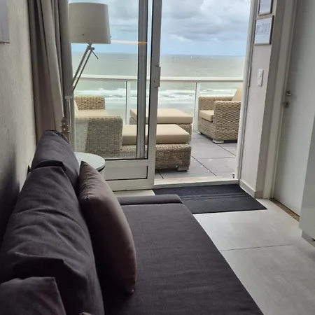 Penthouse Met Groot Terras & Frontaal Zeezicht Apartment *