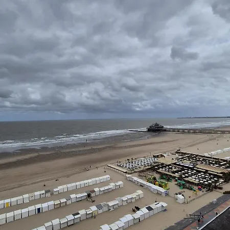 Penthouse Met Groot Terras & Frontaal Zeezicht Apartment *
